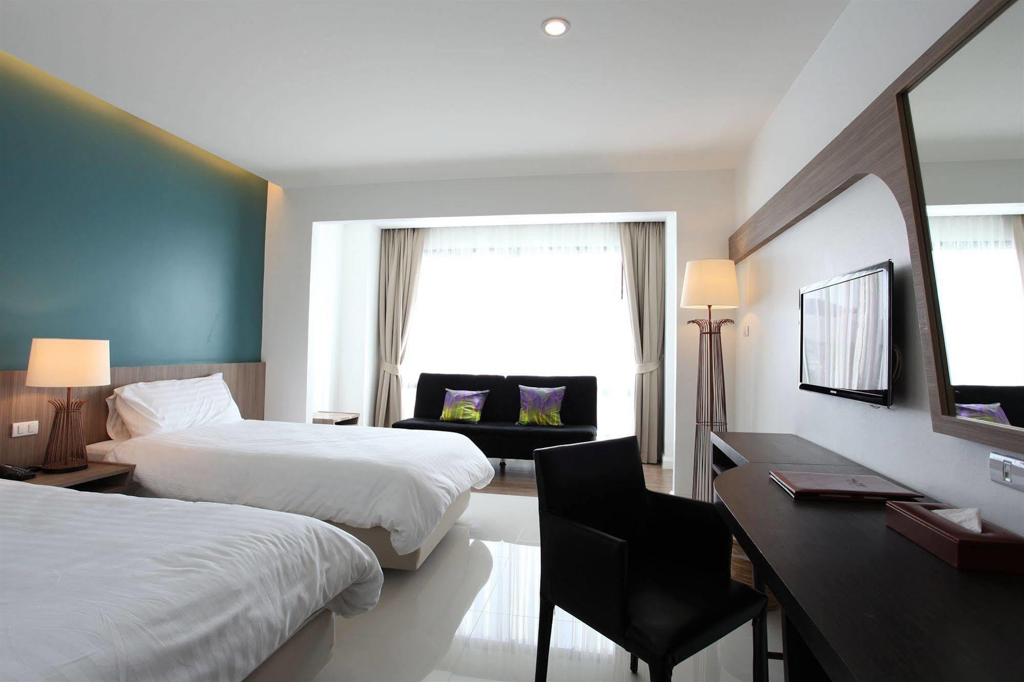 The Pago Design Hotel Phuket-Sha Plus Exterior photo